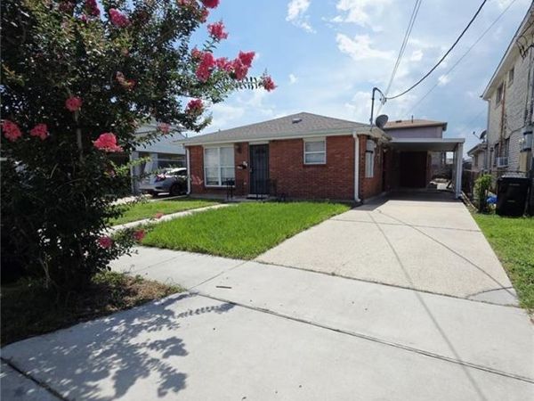 6090 WILTON Drive , New Orleans, LA 70122