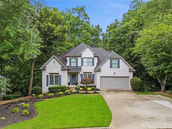 5950 Waterford Place, Suwanee, GA 30024