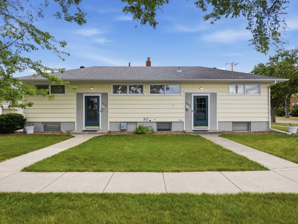 2710 N 8th Street N, Fargo, ND 58102