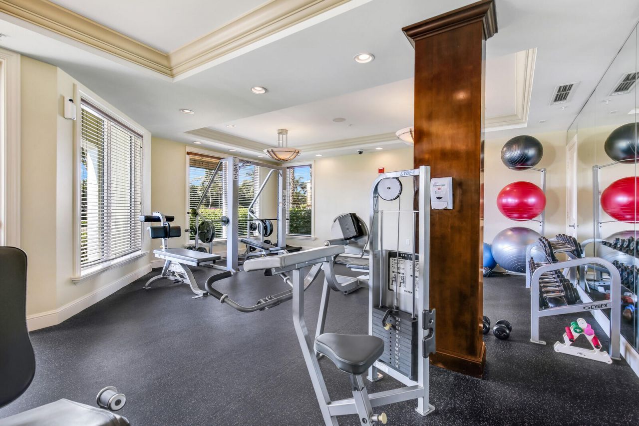 804 E Windward Way, Unit 103, Lantana, FL 33462 Photo
