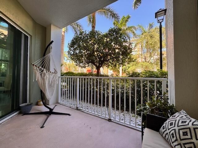 804 E Windward Way, Unit 103, Lantana, FL 33462 Photo