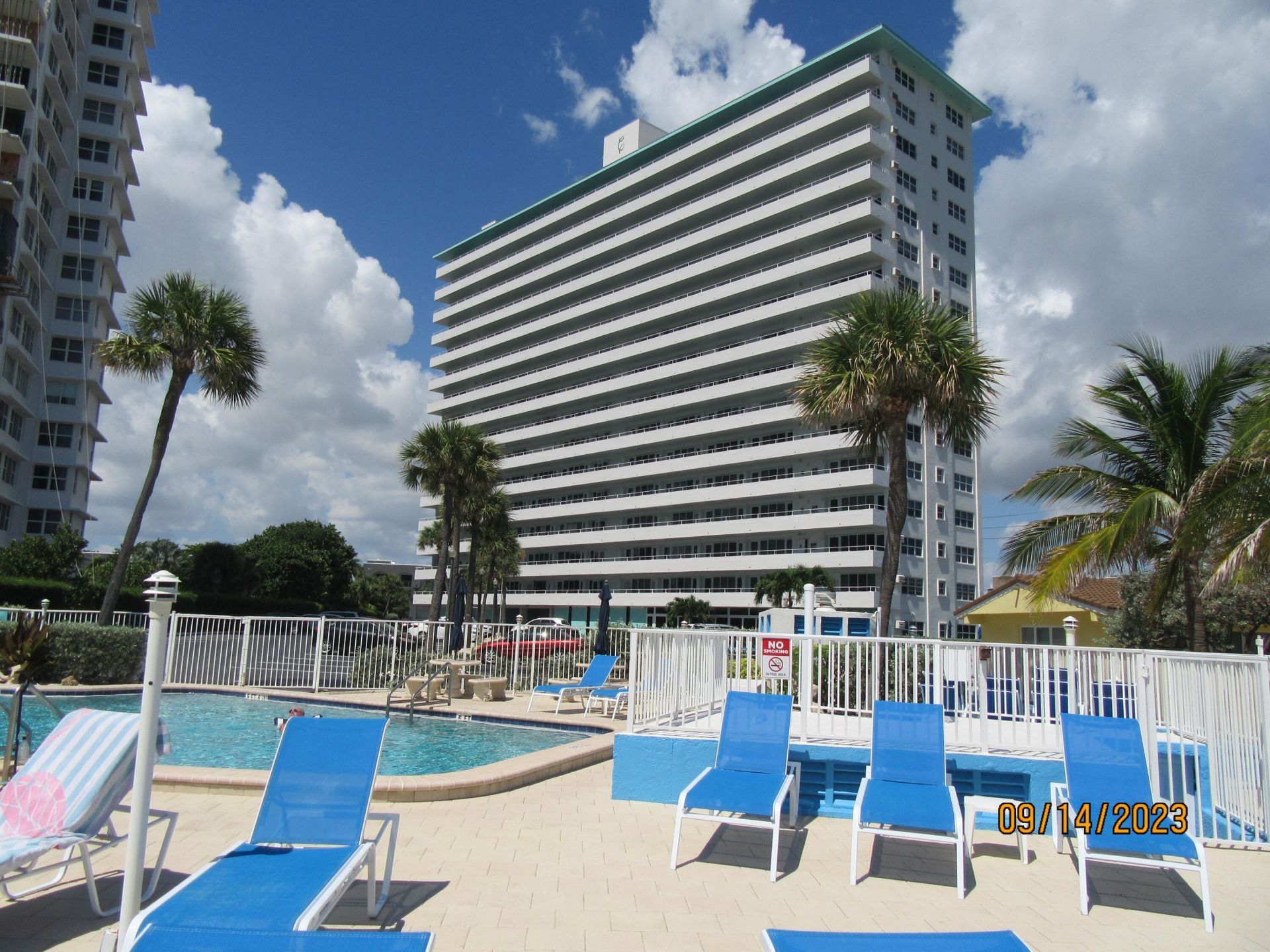 4050 N Ocean Drive, Unit 1006, Lauderdale by the Sea, FL 33308 Photo