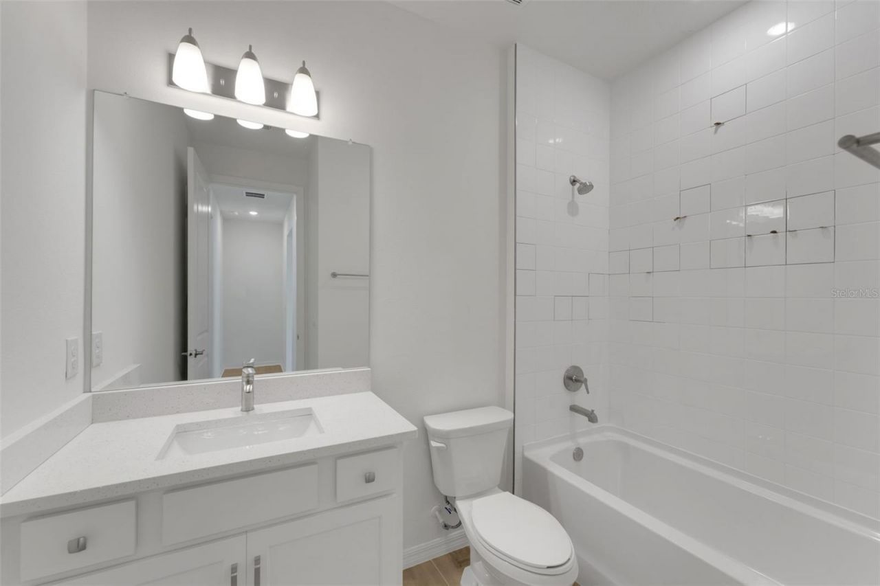 16935 Squirrel Branch Lane, Alva, FL 33920 Photo