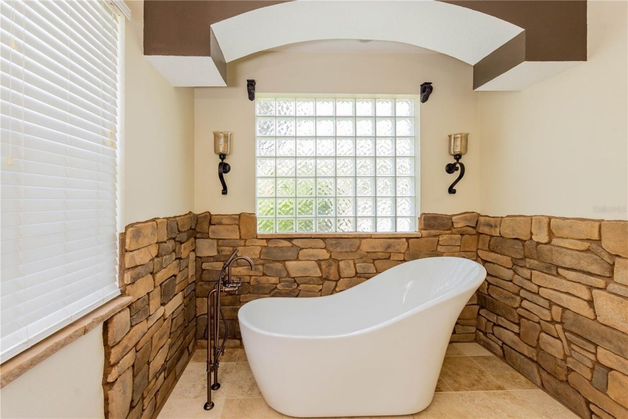 4736 Sudbury Drive, Orlando, FL 32826 Photo