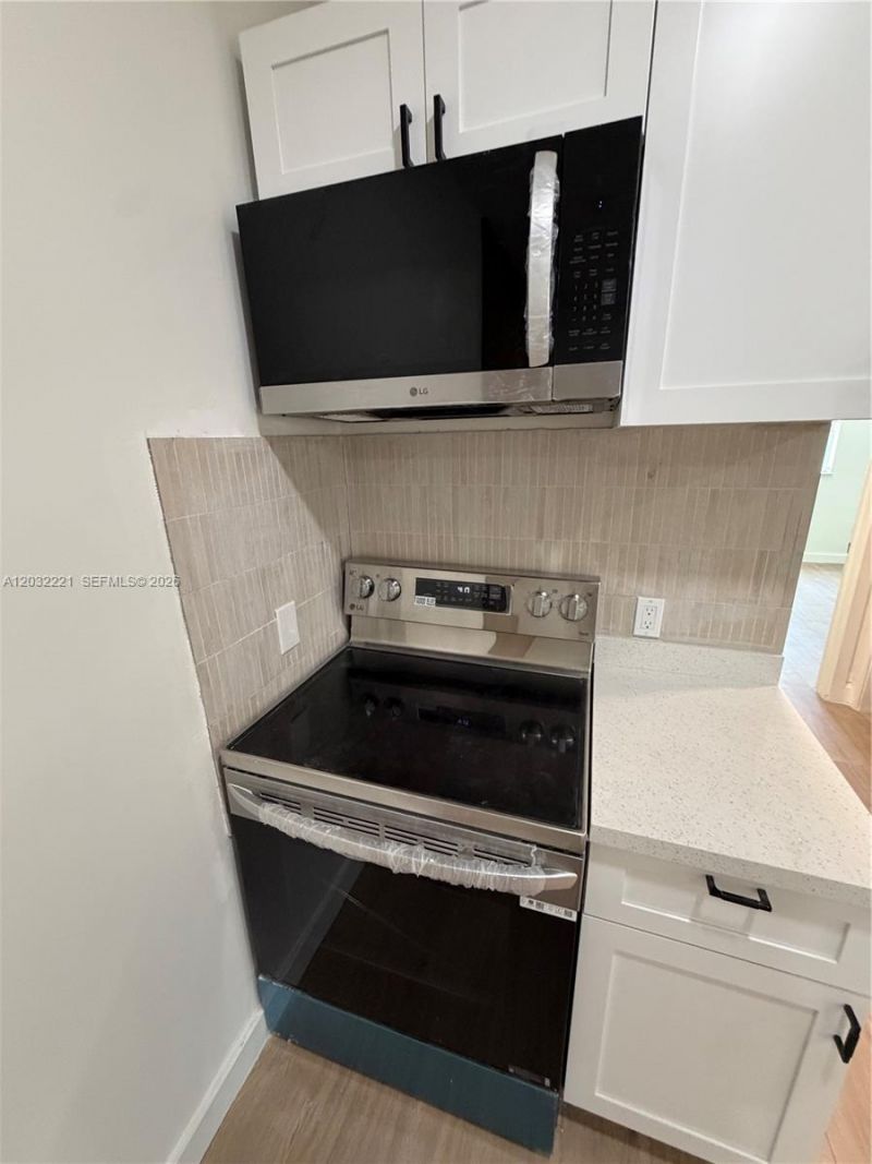 7734 Abbott Ave , Unit 101, Miami Beach, FL 33141 Photo
