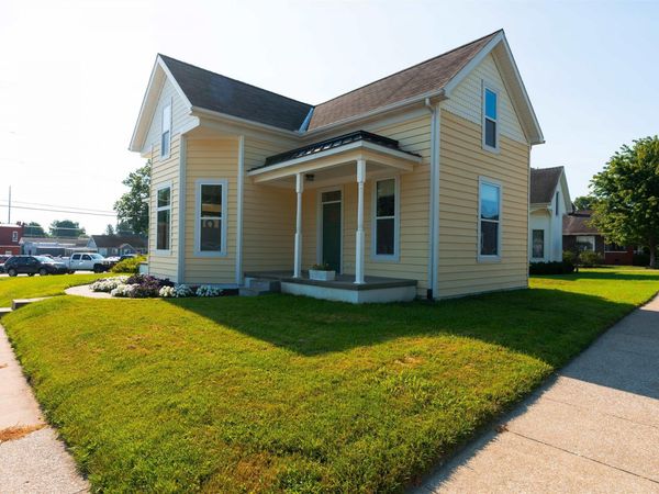 206 W Gibson Street, Haubstadt, IN 47639