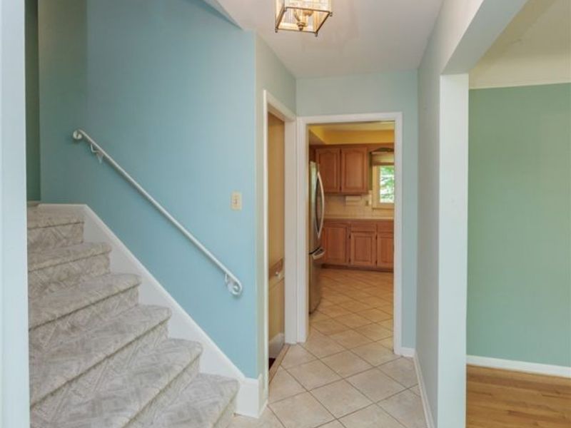 7601 Green Valley Drive, Parma, OH 44134 Photo 21
