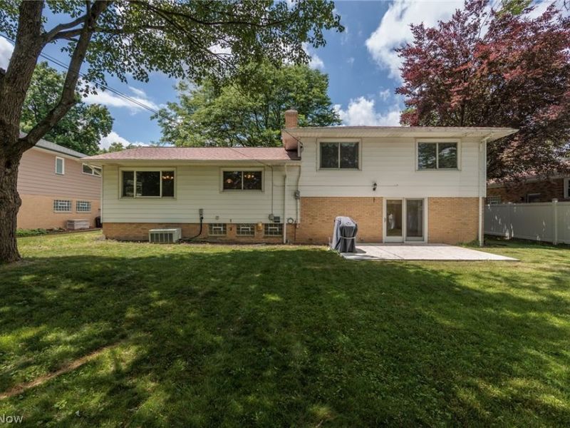 7601 Green Valley Drive, Parma, OH 44134 Photo 40