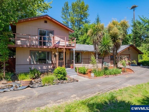 43227 N River Rd, Sweet Home, OR 97386