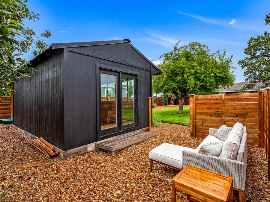 Property Image 43