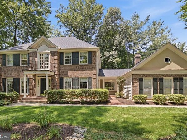 9721 S PARK CIRCLE, FAIRFAX STATION, VA 22039