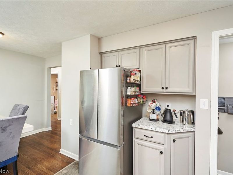 1884 Malasia Road , Akron, OH 44305 Photo 7