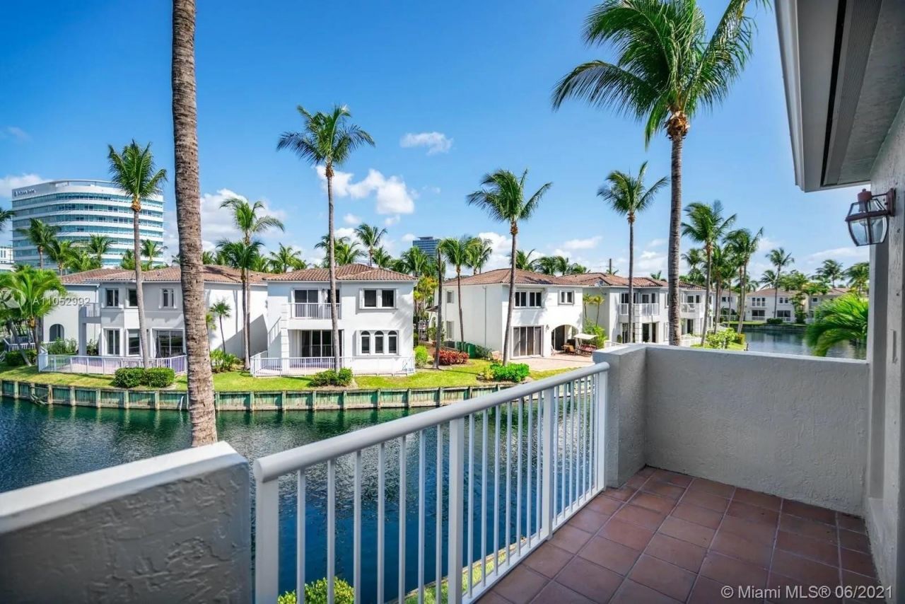 20824 NE 30th Place, Aventura, FL 33180 Photo