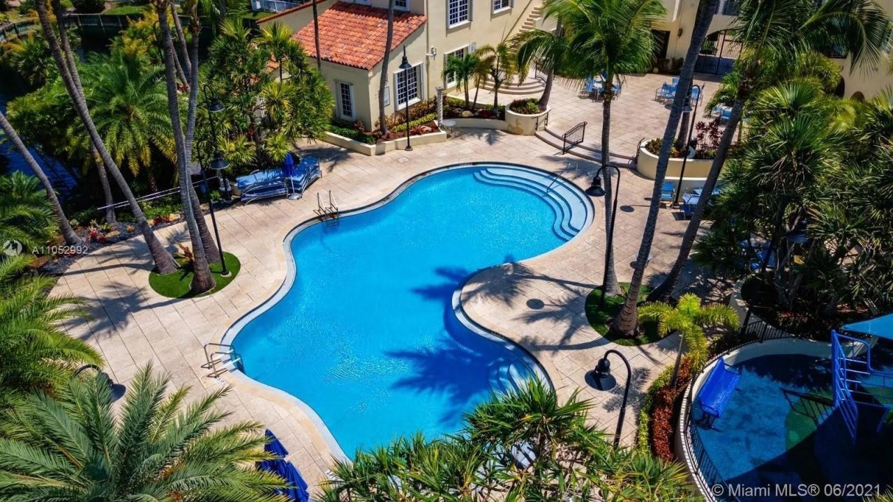 20824 NE 30th Place, Aventura, FL 33180 Photo