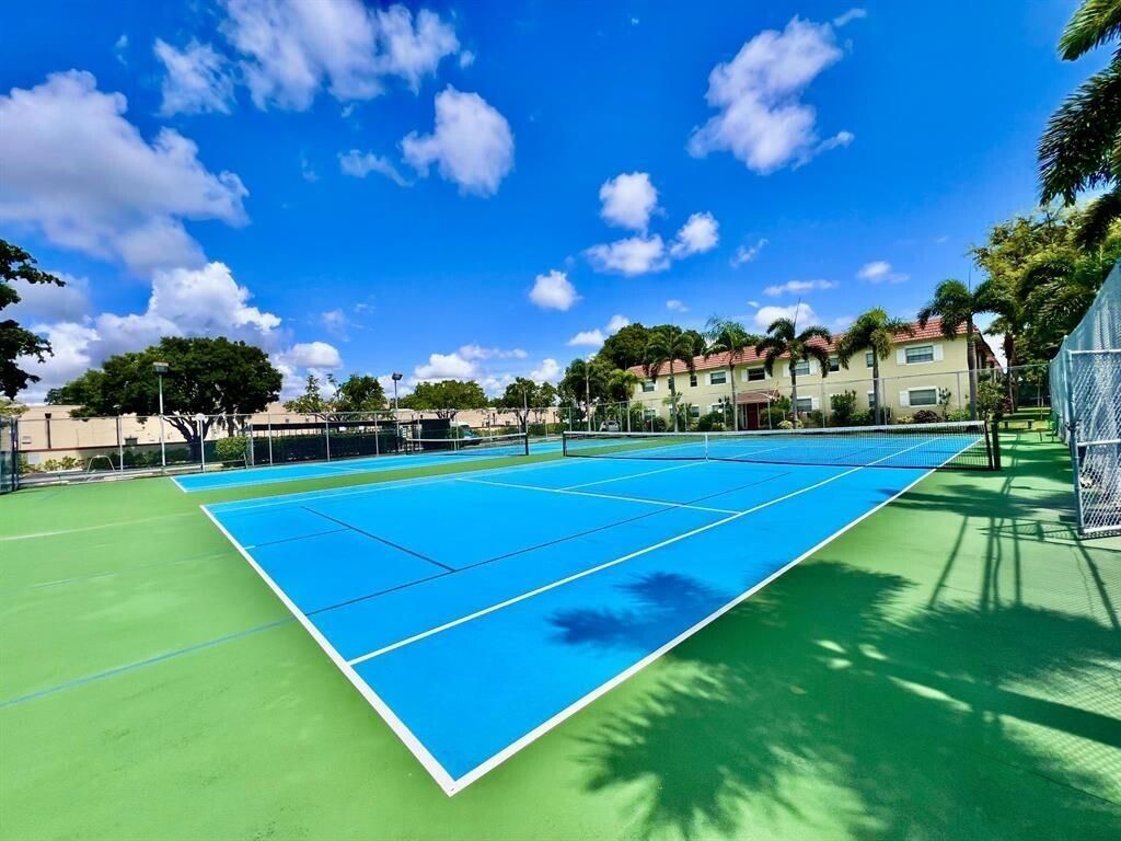 5660 SW 3rd Place, Unit 105, Margate, FL 33068 Photo