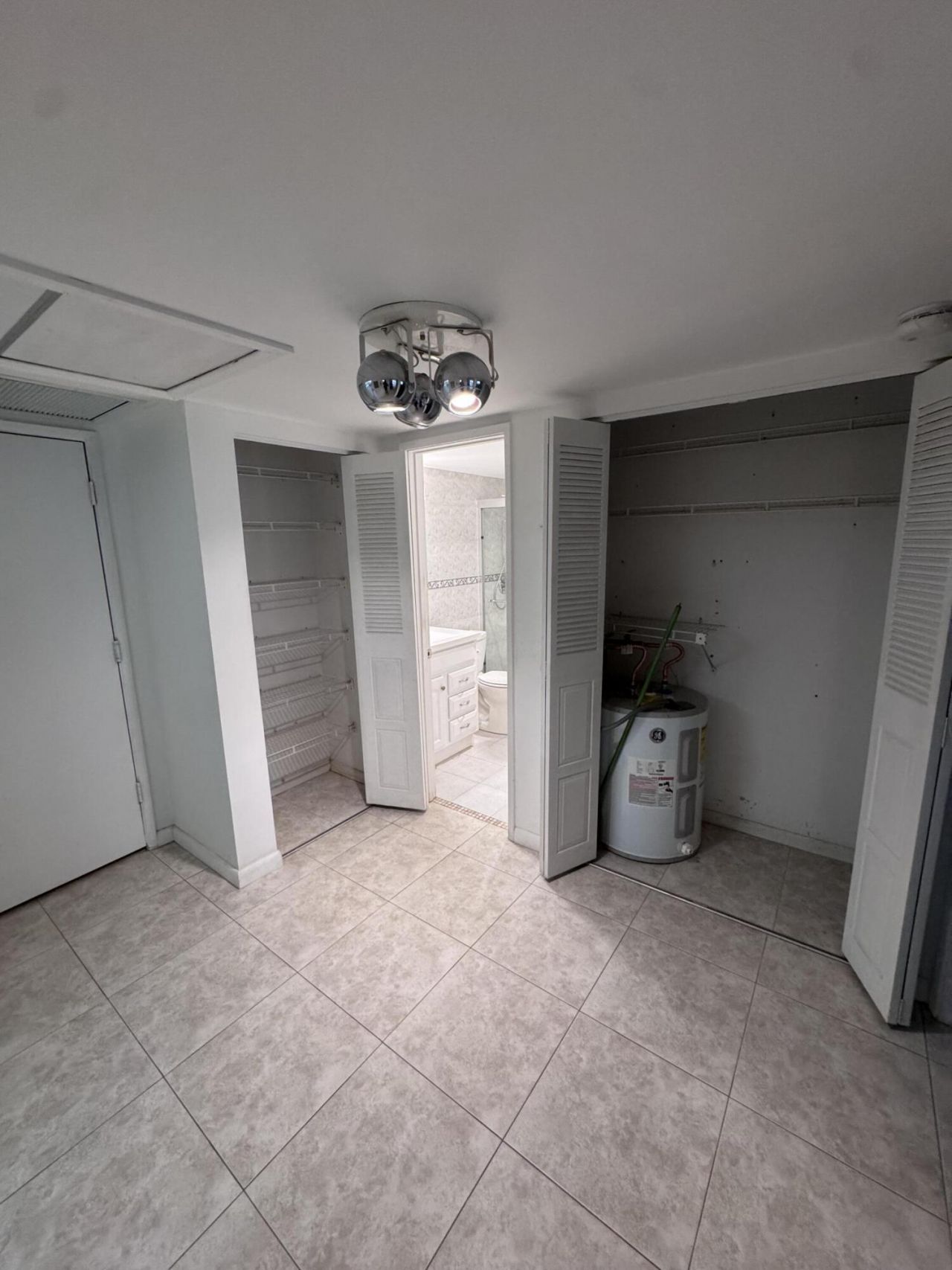 5660 SW 3rd Place, Unit 105, Margate, FL 33068 Photo