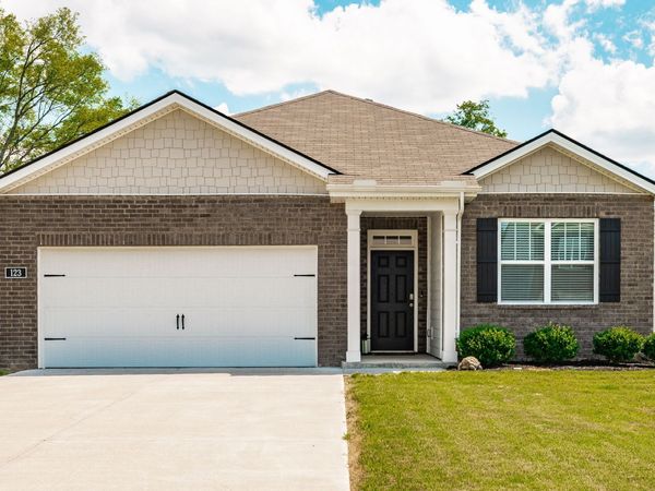 123 Saddle Horse Ln, Murfreesboro, TN 37129