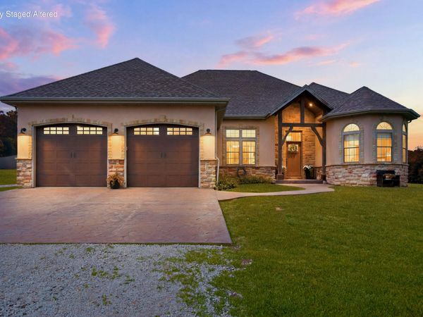 833 State Route Am, Cabool, MO 65689