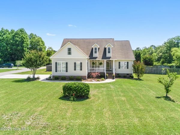 17 Jenn Road, Burgaw, NC 28425
