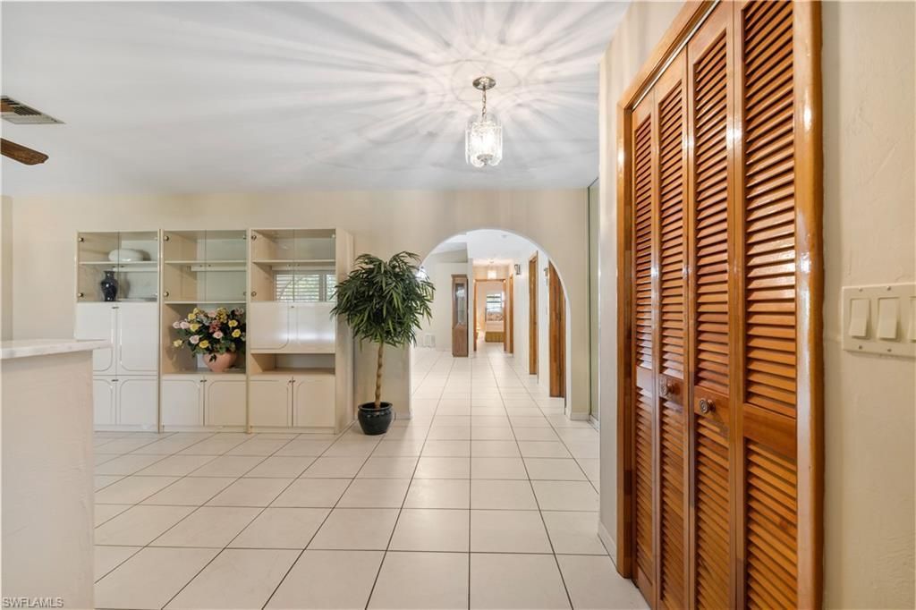 704 106th Ave N, Naples, FL 34108 Photo