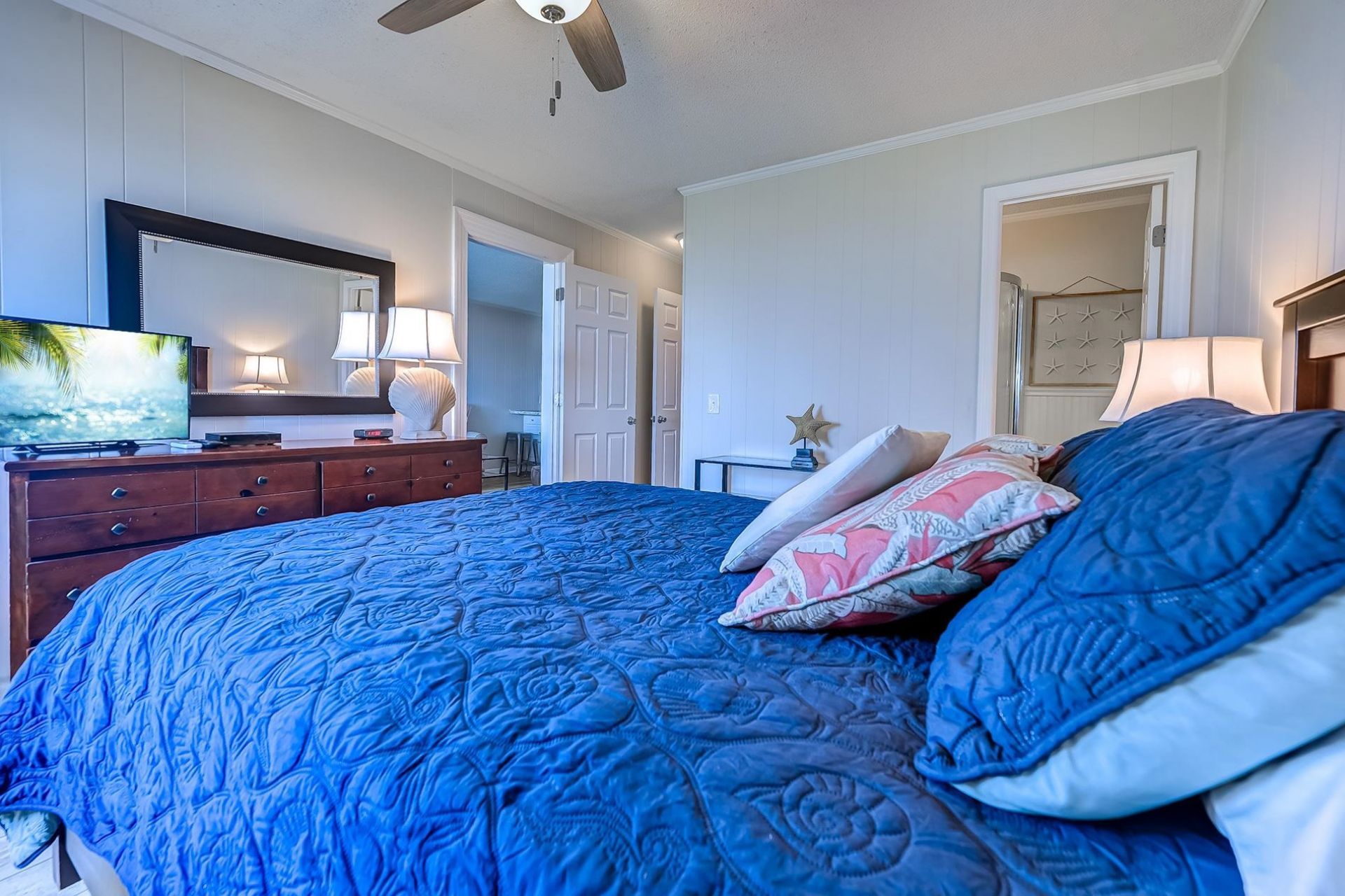 9540 Shore Dr.  Photo 14