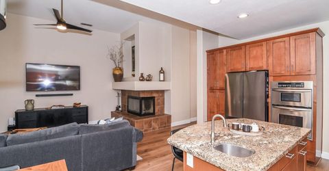 8955 Ashmore Way, Elk Grove, CA 95624 Photo