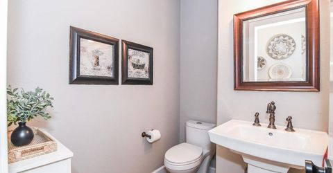 8955 Ashmore Way, Elk Grove, CA 95624 Photo