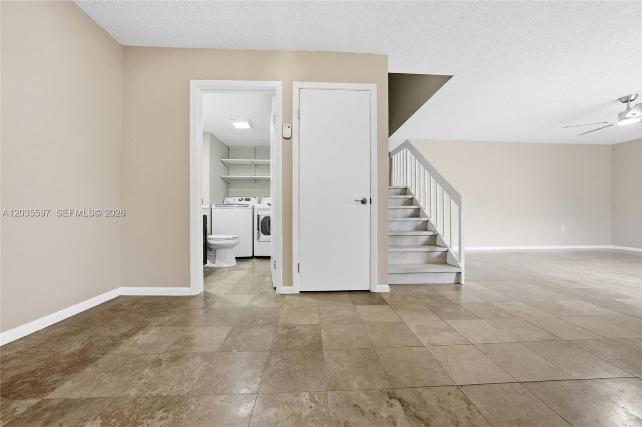 909 9th Ter , Palm Beach Gardens, FL 33418 Photo
