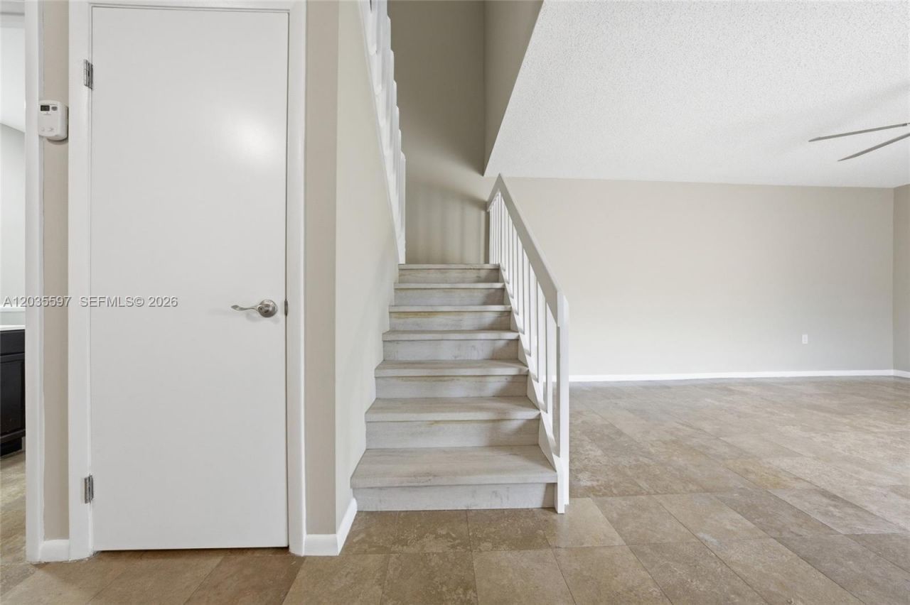 909 9th Ter , Palm Beach Gardens, FL 33418 Photo