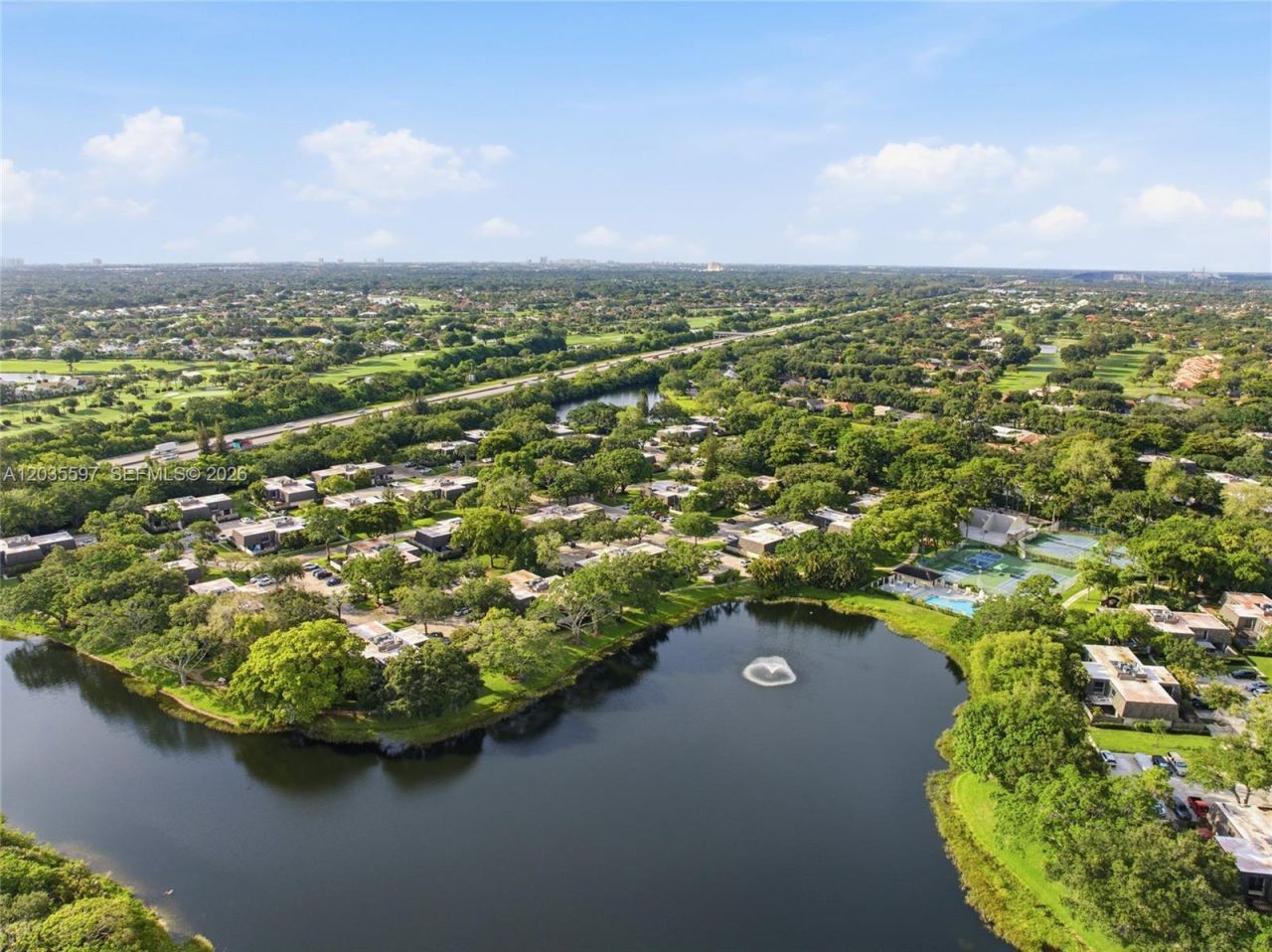 909 9th Ter , Palm Beach Gardens, FL 33418 Photo