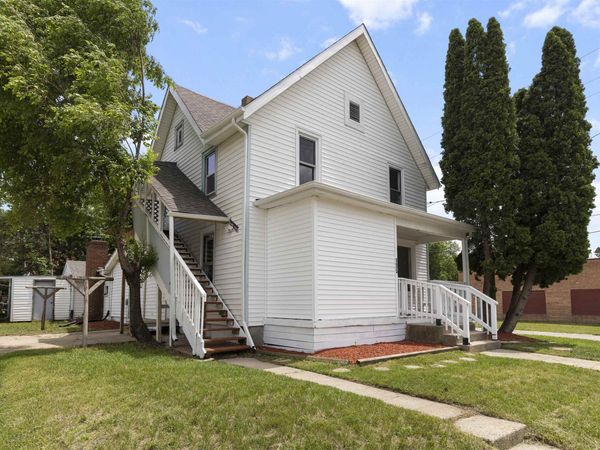 135 S 8th Street, SOUTH BELOIT, IL 61080