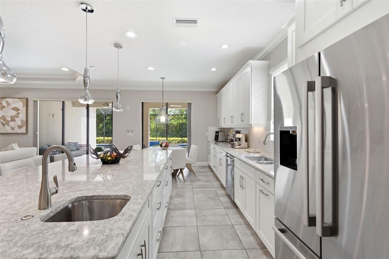9750 Highland Park Place, Palmetto, FL 34221 Photo