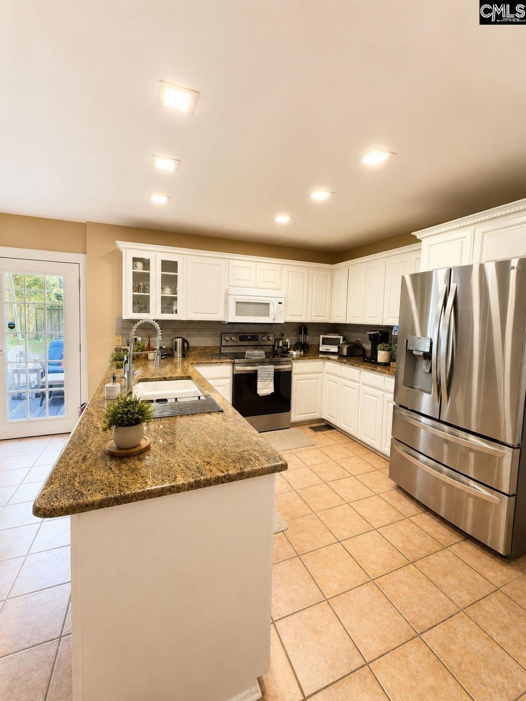 1495 Lee Boulevard  Photo 16