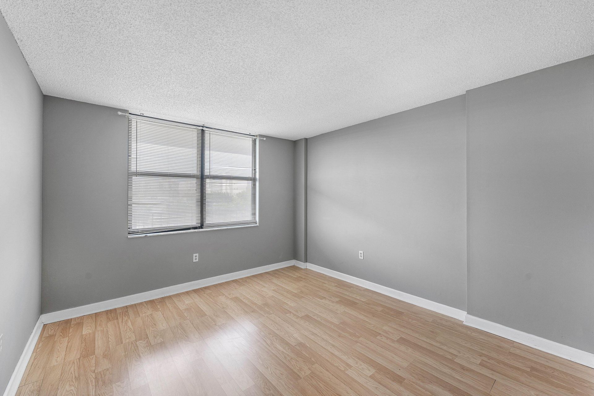 3545 S Ocean Boulevard, Unit 405, South Palm Beach, FL 33480 Photo