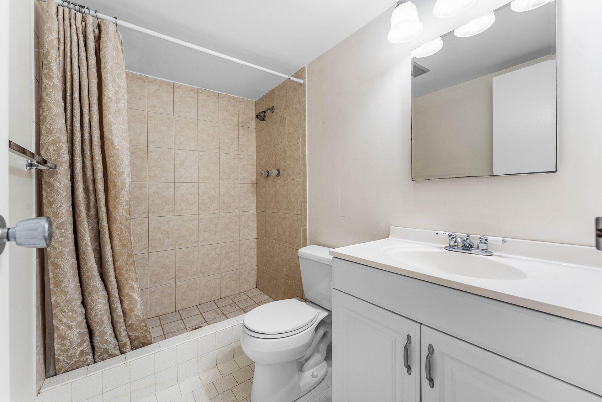 3545 S Ocean Boulevard, Unit 405, South Palm Beach, FL 33480 Photo