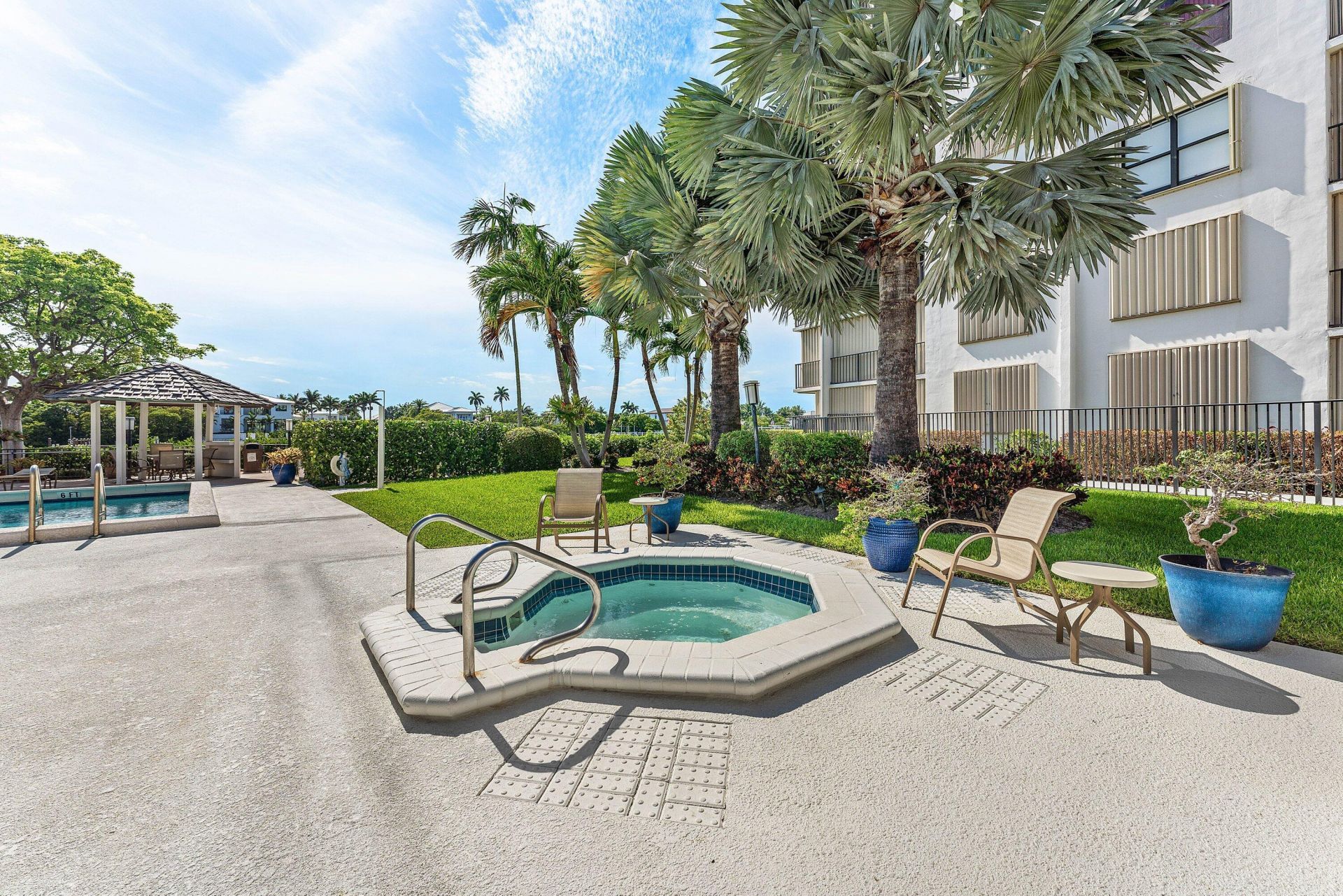3545 S Ocean Boulevard, Unit 405, South Palm Beach, FL 33480 Photo