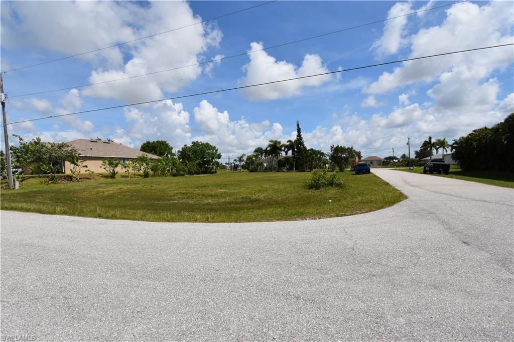2480 NW 8th Ter , Cape Coral, FL 33993 Photo