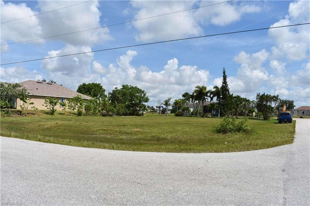 2480 NW 8th Ter , Cape Coral, FL 33993 Photo