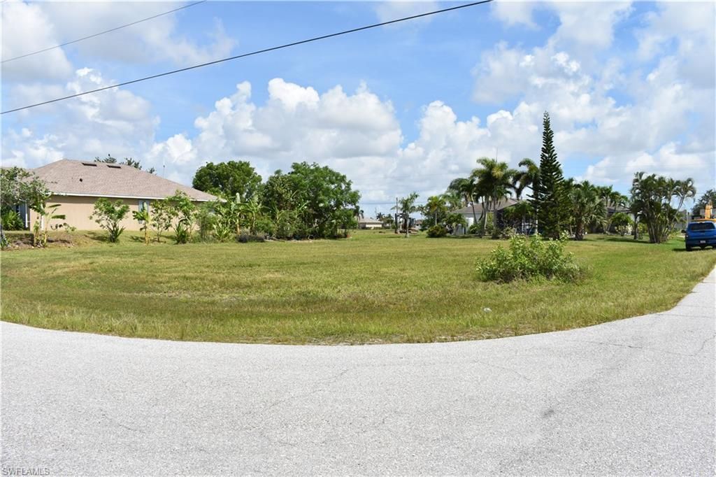 2480 NW 8th Ter , Cape Coral, FL 33993 Photo
