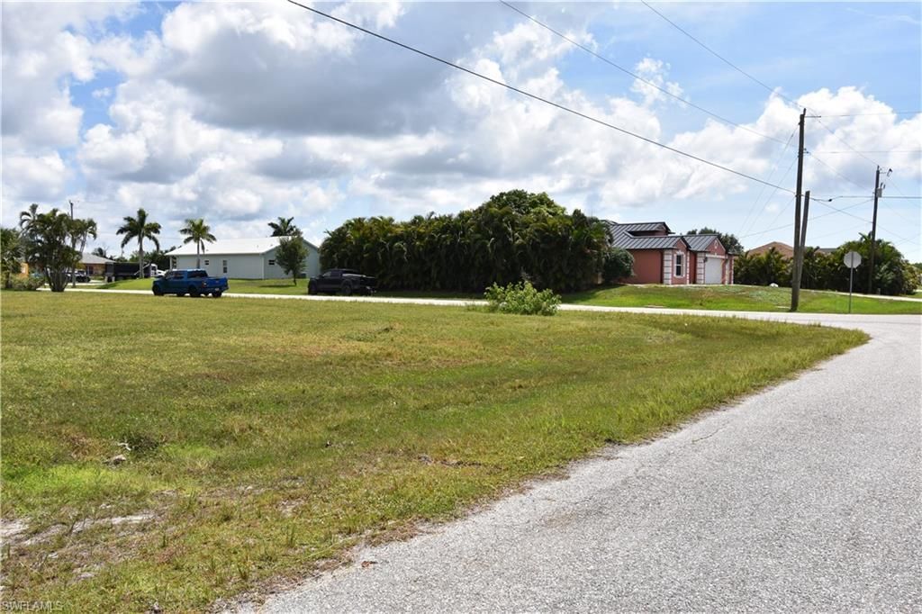 2480 NW 8th Ter , Cape Coral, FL 33993 Photo