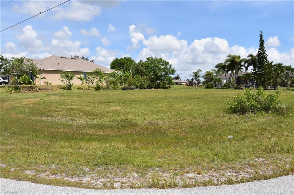 2480 NW 8th Ter , Cape Coral, FL 33993 Photo