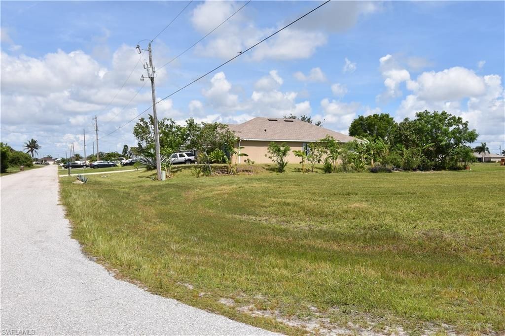 2480 NW 8th Ter , Cape Coral, FL 33993 Photo