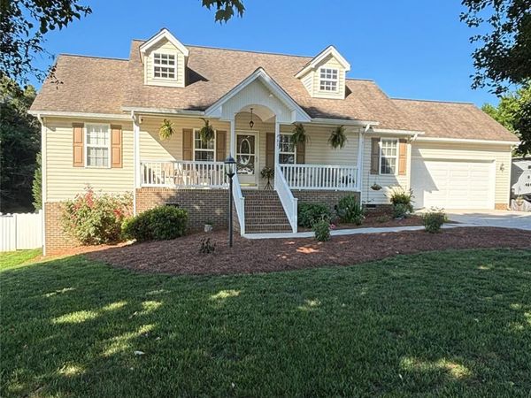 731 Jennings Road , Statesville, NC 28625