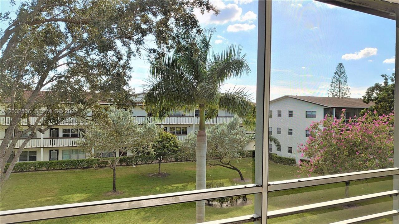 250 Suffolk F, Unit 250, Boca Raton, FL 33434 Photo