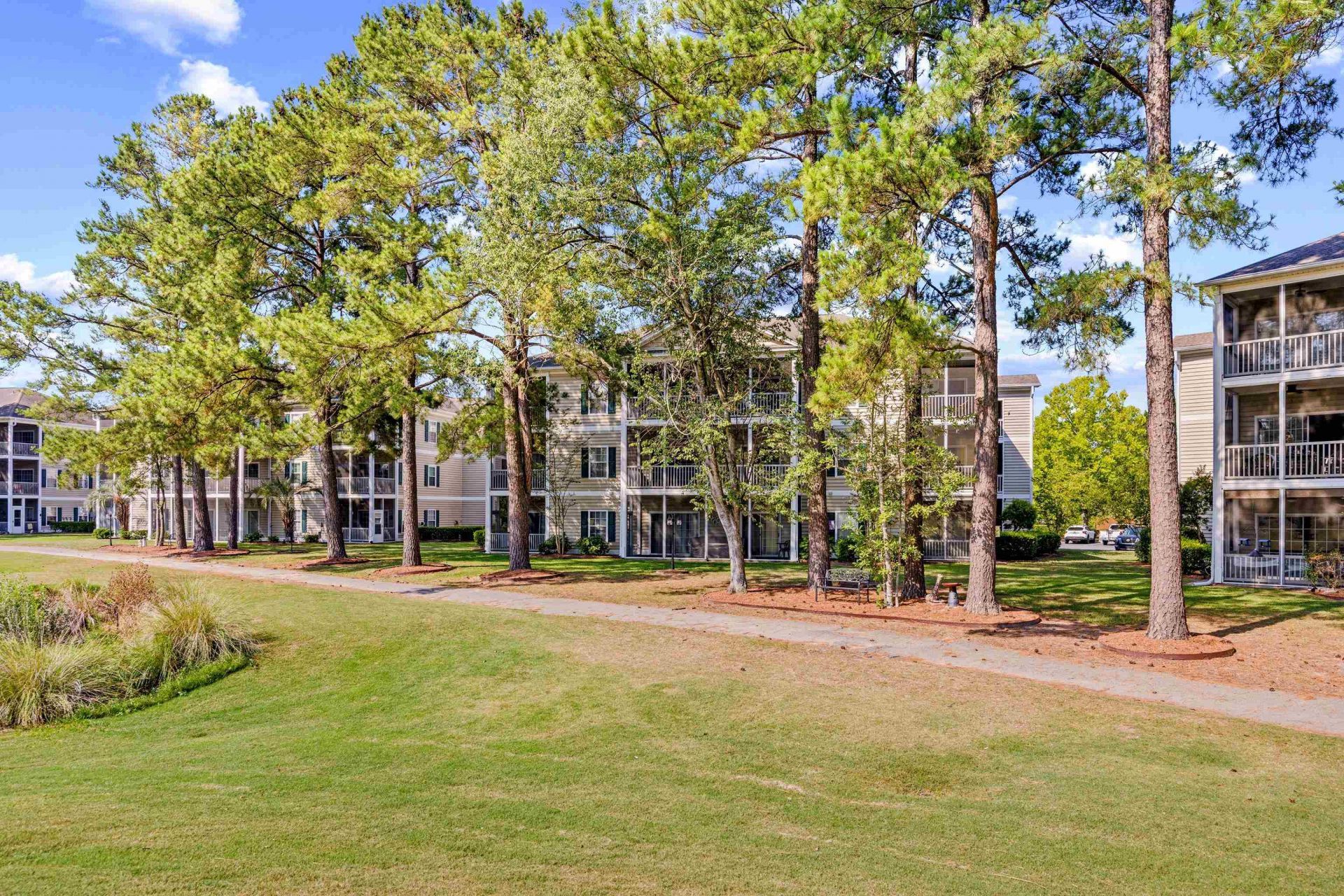 246 Sun Colony Blvd.  Photo 5