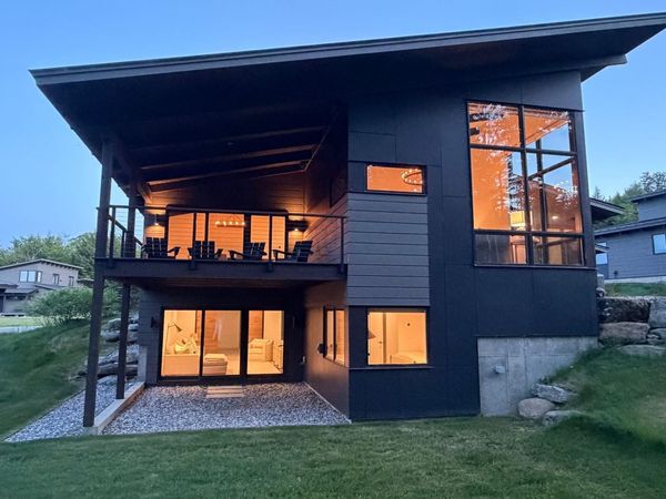 184 Wildewood Lane, Unit #16, Stowe, VT 05672