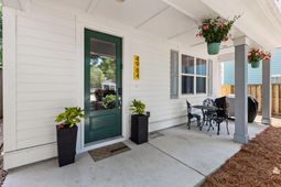 4984 Jenkins Avenue photo 4