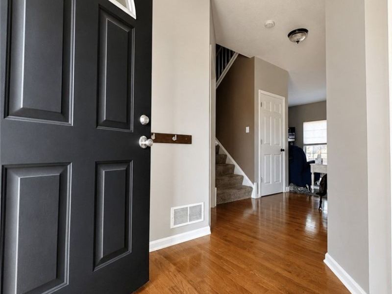 38442 Avalon Drive , North Ridgeville, OH 44039 Photo 2