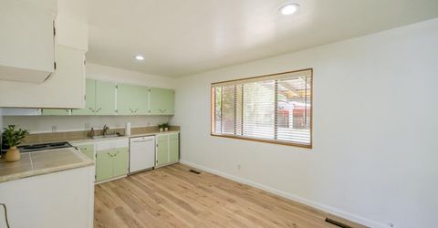 221 E Nye Lane, Carson City, NV 89706 Photo