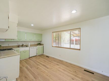 221 E Nye Lane, Carson City, NV 89706 Photo